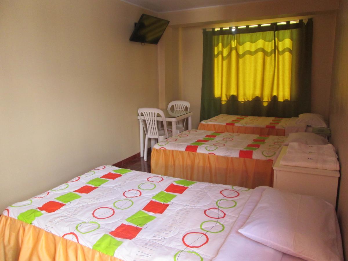 Hostal Caprichos Huacho Extérieur photo