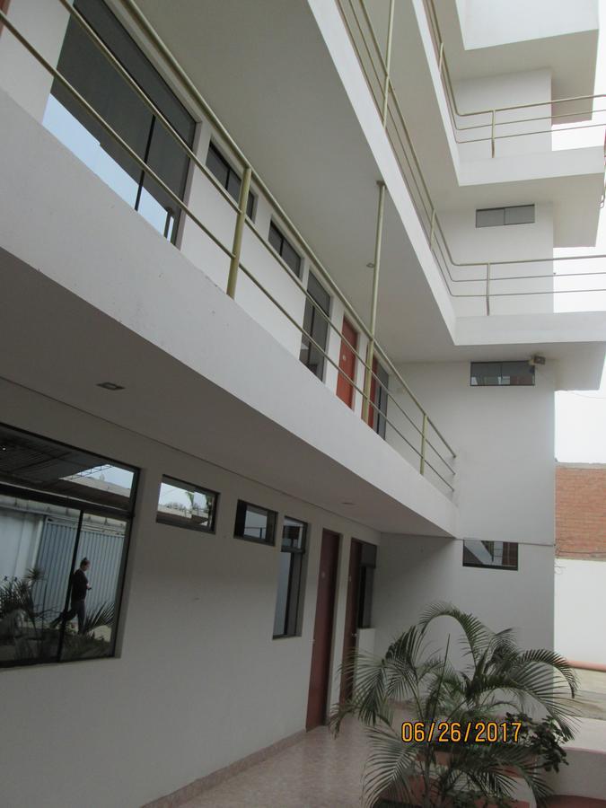 Hostal Caprichos Huacho Extérieur photo